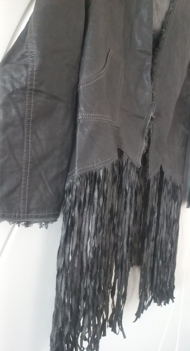 Püsküllü Siyah Uzun Deri Ceket - Görsel 2