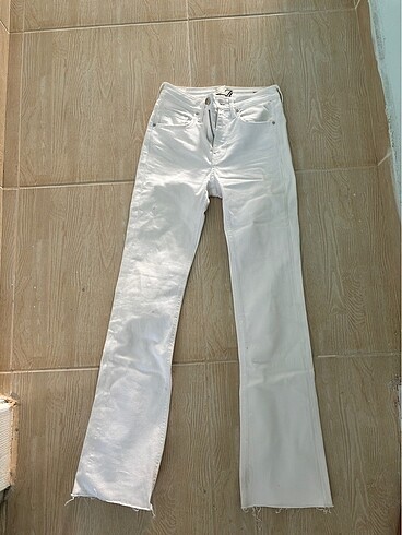 Mavi beyaz jean pantolon