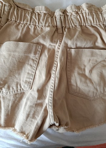 Düğmeli Bej Keten Yüksek Bel Mini Şort - Görsel 3