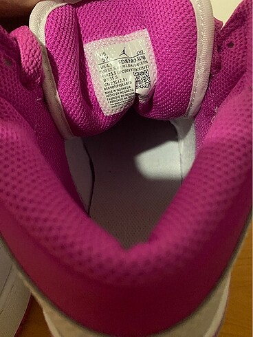 37,5 Beden pembe Renk Nike air Jordan mid