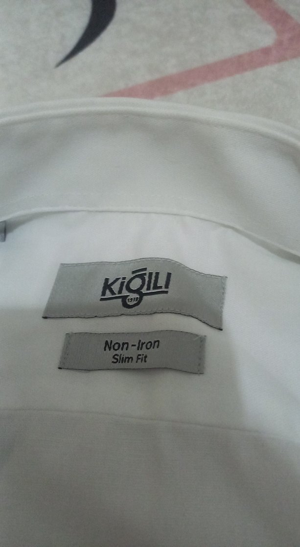 Düğmeli Beyaz gömlek - Görsel 2