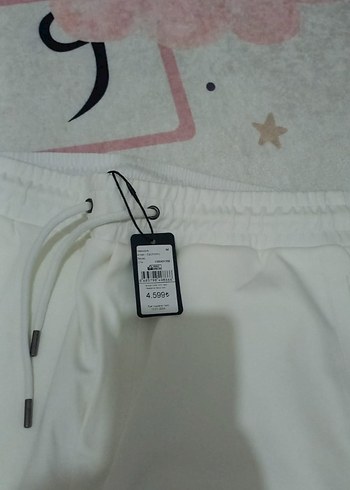 Beyaz Pamuklu Salaş Midi Kadın Pantolon - Görsel 2