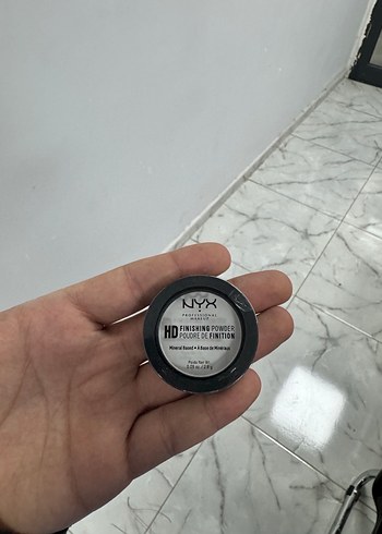 NYX HD Bitirici Pudra - Bej - Görsel 2