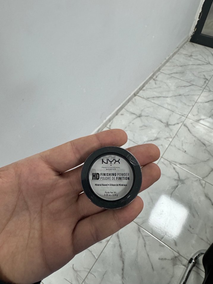 NYX HD Bitirici Pudra - Bej - Görsel 2