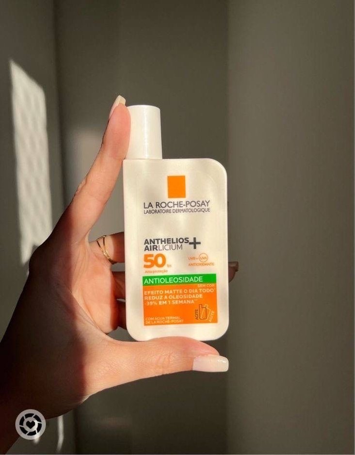 La Roche-Posay Anthelios UVMune 400 SPF 50 Yağ Kontrolü - Görsel 2