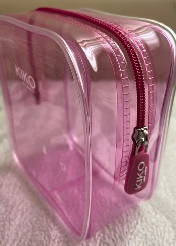 Pastel Pembe Parlak Plastik Makyaj Çantası - Görsel 2