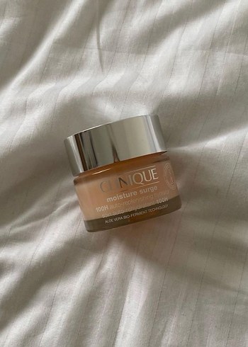 Clinique Moisture Surge 100H Nemlendirici - Görsel 2