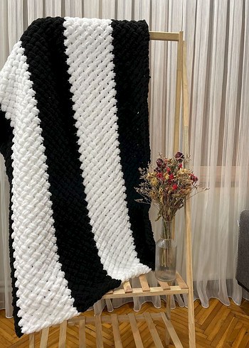 Renkli Örgü Desenli Battaniye - Görsel 4