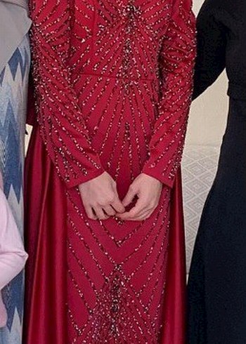 Bordo Uzun Kollu Yüksek Yakalı Tesettür Abiye Taş detaylı - Görsel 3