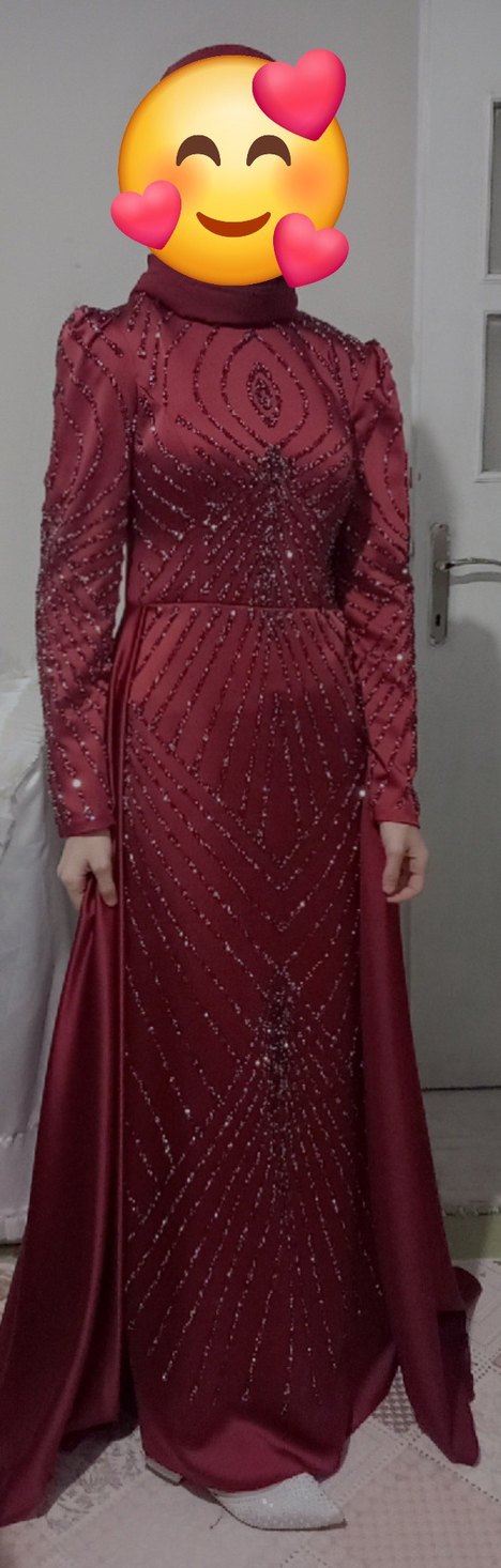 Bordo Uzun Kollu Yüksek Yakalı Tesettür Abiye Taş detaylı - Görsel 2