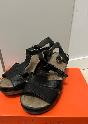 Kadın Siyah Dolgu Topuklu Sandalet - Görsel 2