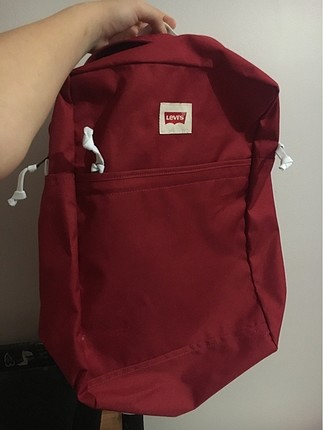 Levis Çok kullanışlı okul çantası