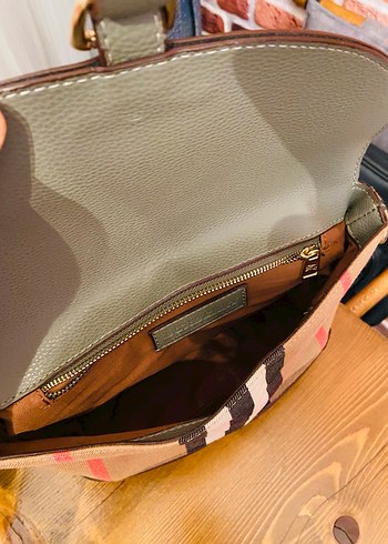 Mint yeşili Deri Burberry Kadın Çanta - Görsel 3