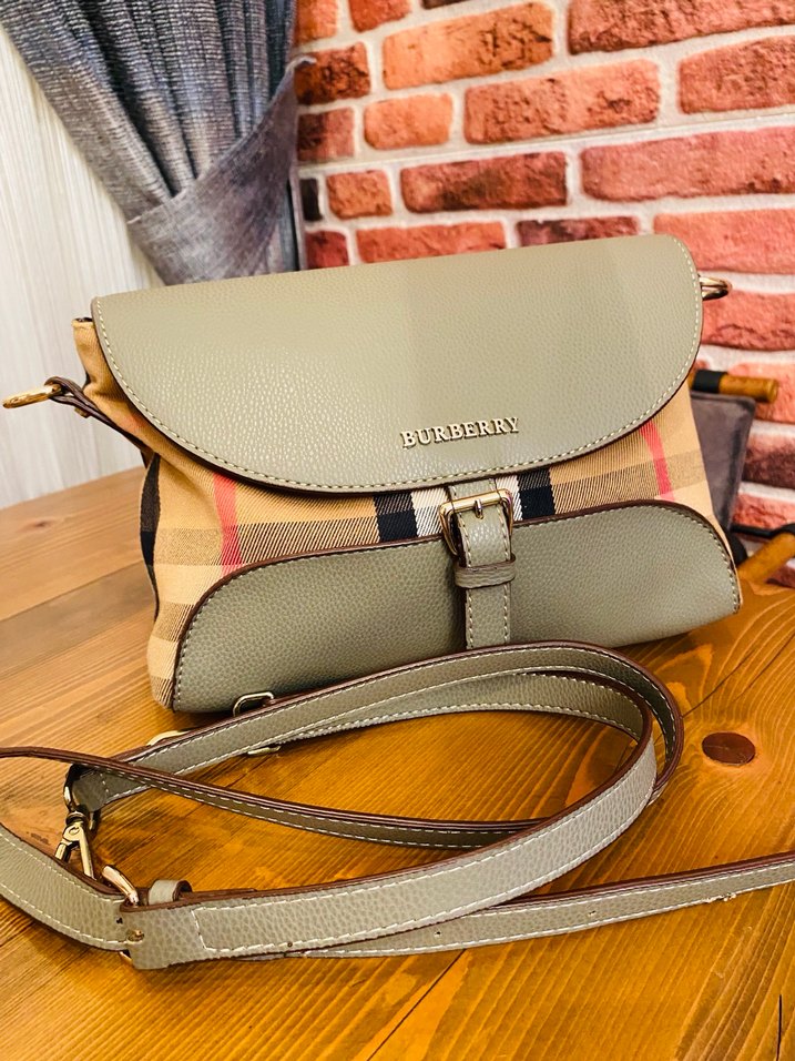 Mint yeşili Deri Burberry Kadın Çanta - Görsel 5