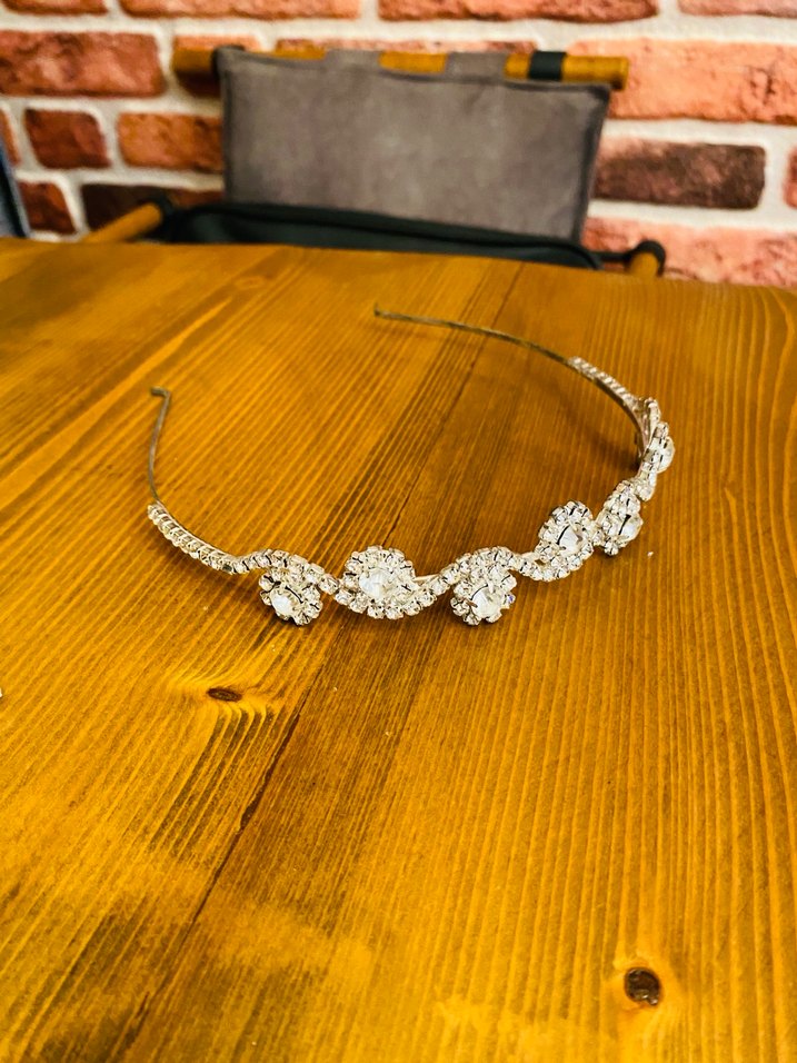 Sıralı Taşlı Beyaz Gelin Tacı - Görsel 2