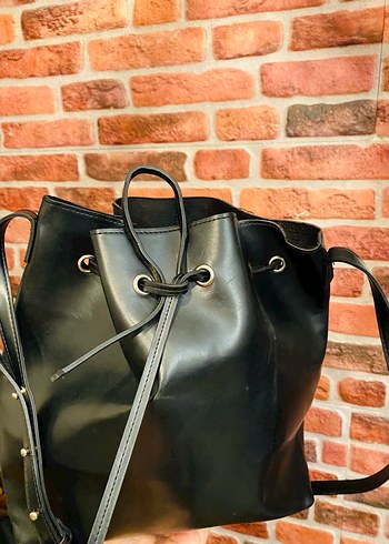 Büzgülü kadın siyah kol çantası - Görsel 4