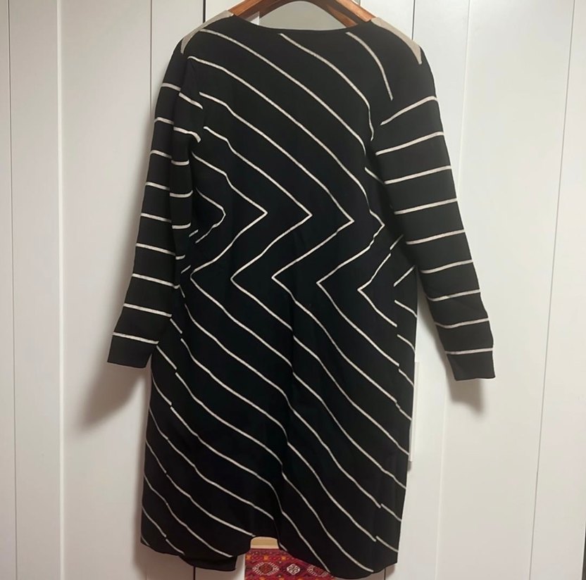 Çizgili Siyah Uzun Kadın Hırka - Görsel 2