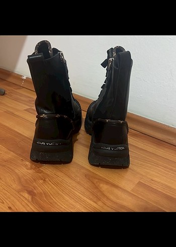 Siyah Platform Topuklu Goth Botlar - Görsel 3