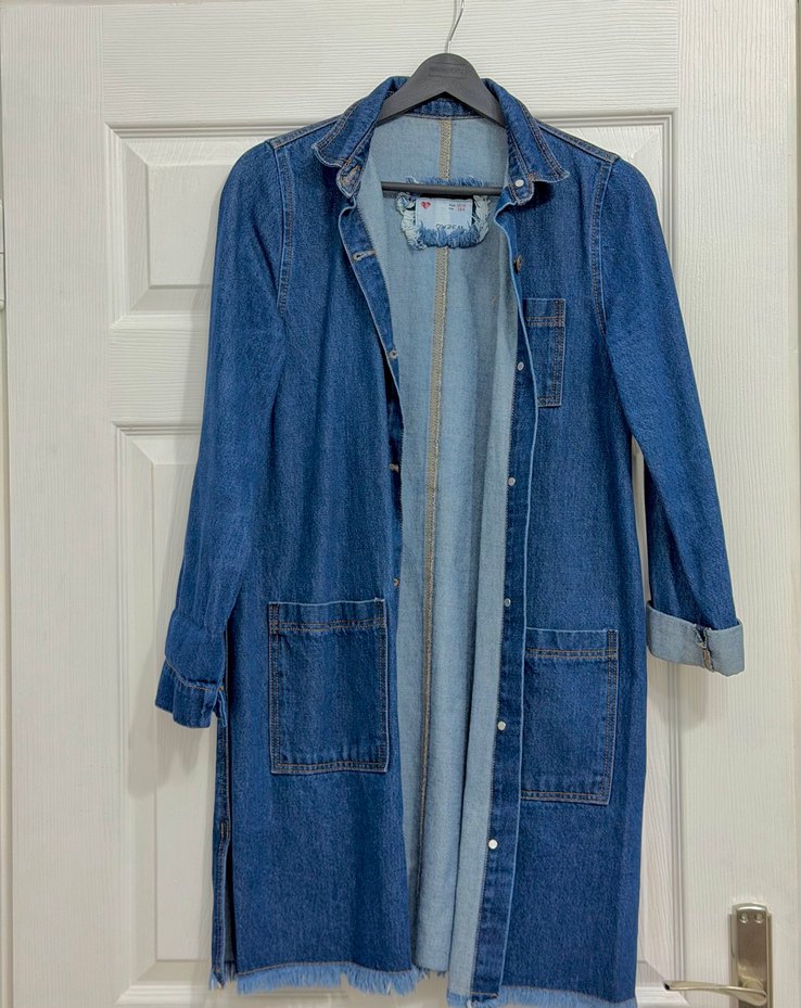 Düğmeli Mavi Midi Denim Ceket - Görsel 2