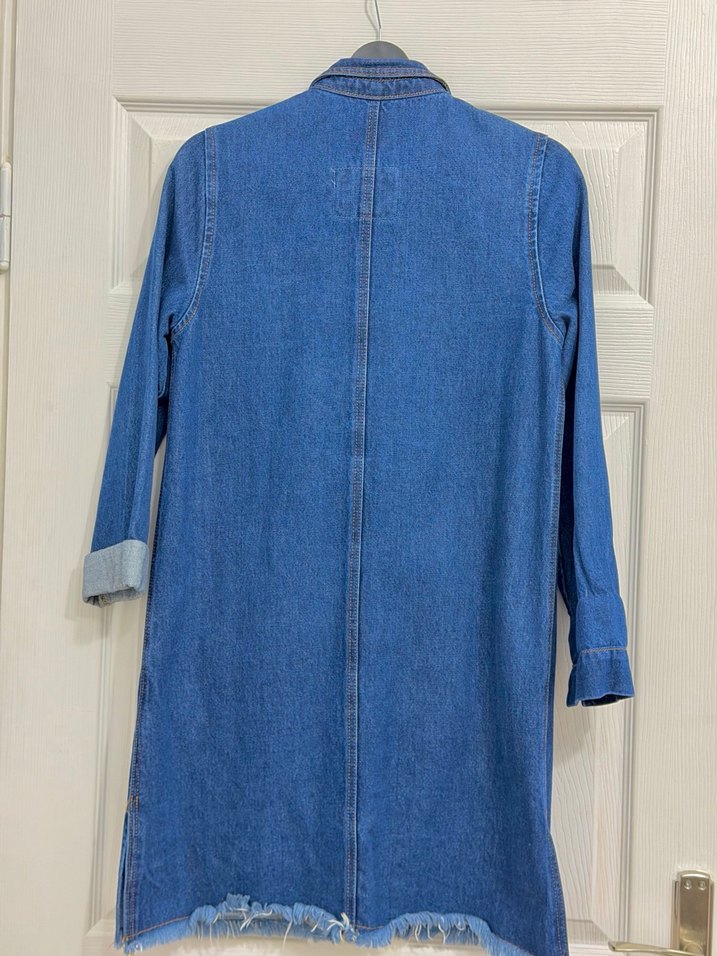 Düğmeli Mavi Midi Denim Ceket - Görsel 3