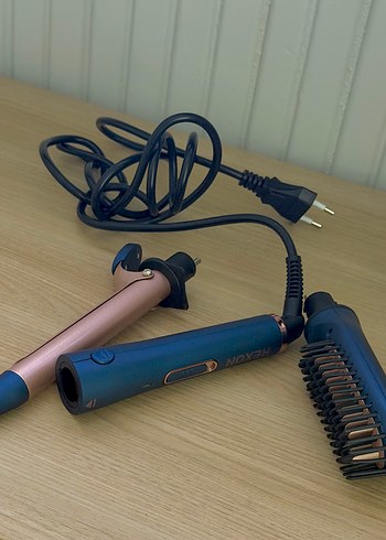 Kahverengi Saç Düzleştirici Fırça - Görsel 2