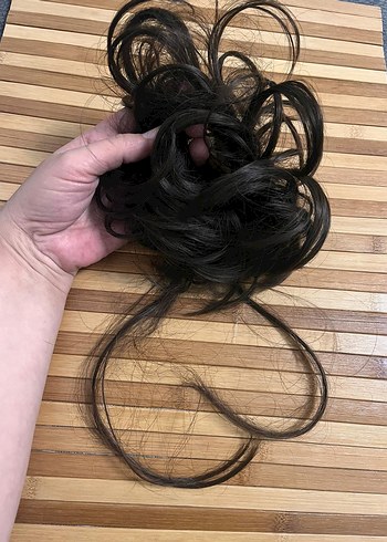 Püsküllü Kahverengi Sentetik Saç Tokası - Görsel 3