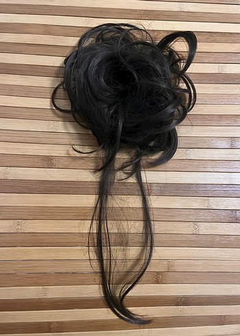 Püsküllü Kahverengi Sentetik Saç Tokası - Görsel 2