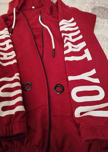 Kadın Kırmızı Kapüşonlu Fermuarlı Sweatshirt - Görsel 2