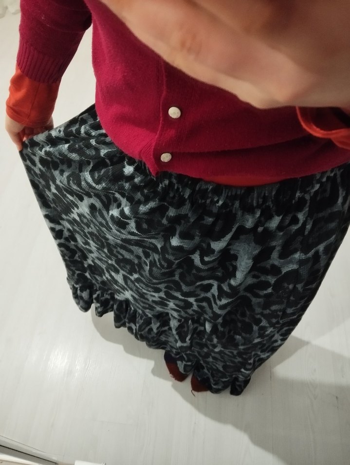 Gri Leopar Desenli Midi Etek - Görsel 3