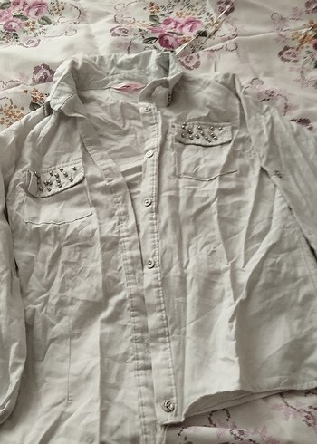 Düğmeli Beyaz Keten Kadın Gömlek - Görsel 2