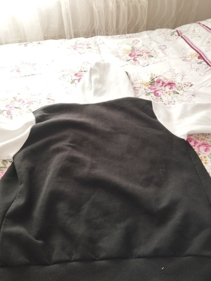 Kız  Siyah Kapüşonlu Baskılı Ceket - Görsel 3