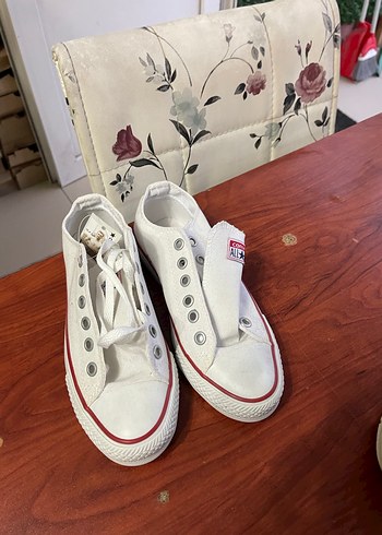 Beyaz Bağcıklı Kadın Spor Ayakkabı - Görsel 3