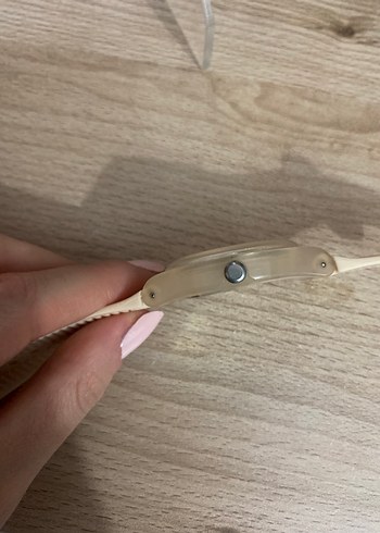 Bej Swatch Kadın Saat - Modern Klasik - Görsel 5