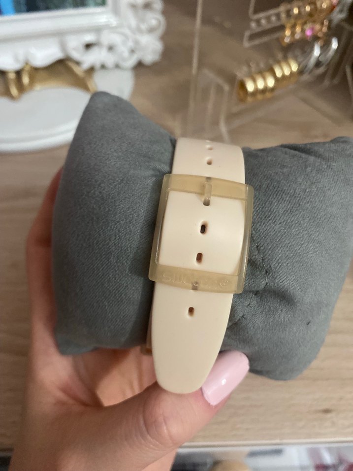 Bej Swatch Kadın Saat - Modern Klasik - Görsel 3