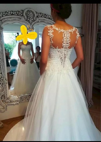 Dantel İşlemeli V Yaka Beyaz Uzun Gelinlik - Görsel 2