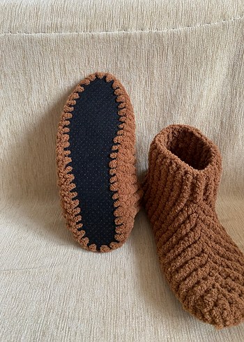 Örme Kahverengi Ev Botu - Görsel 3