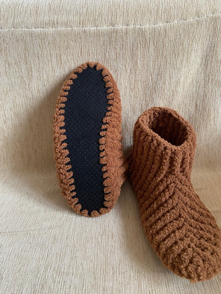 Örme Kahverengi Ev Botu - Görsel 3