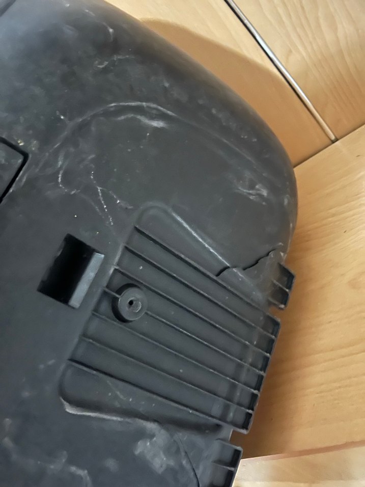 Siyah Baskılı Plastik Motosiklet çantası 52 lt - Görsel 3