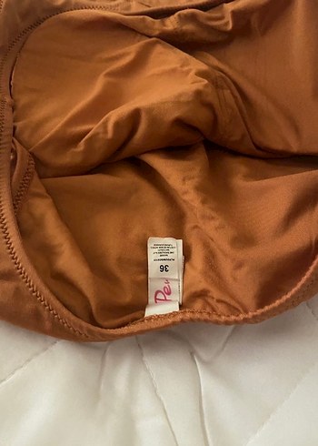 Kahverengi Asimetrik Tek Omuzlu Mayo - Görsel 3