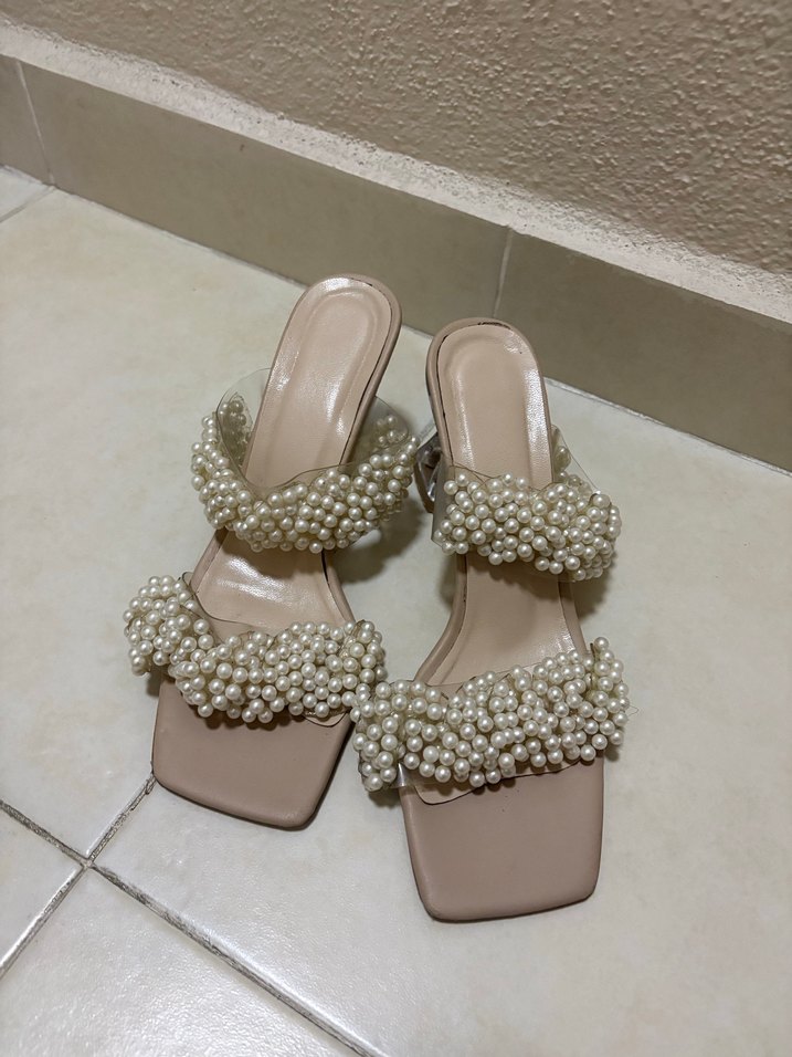 İnci Detaylı şeffaf Topuklu Terlik - Görsel 2