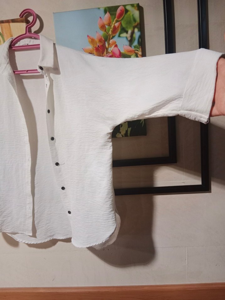 Düğmeli Beyaz Keten yarim kol Gömlek - Görsel 2