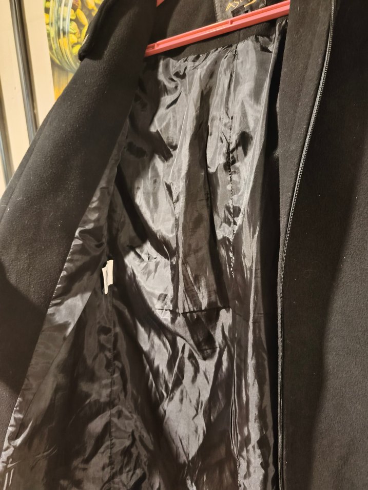 Siyah Kapüşonlu KAŞE Kaban - Görsel 4