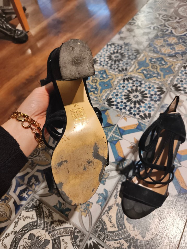 Siyah Yılan Desenli Dolgu Topuklu Kadın Ayakkabı - Görsel 2