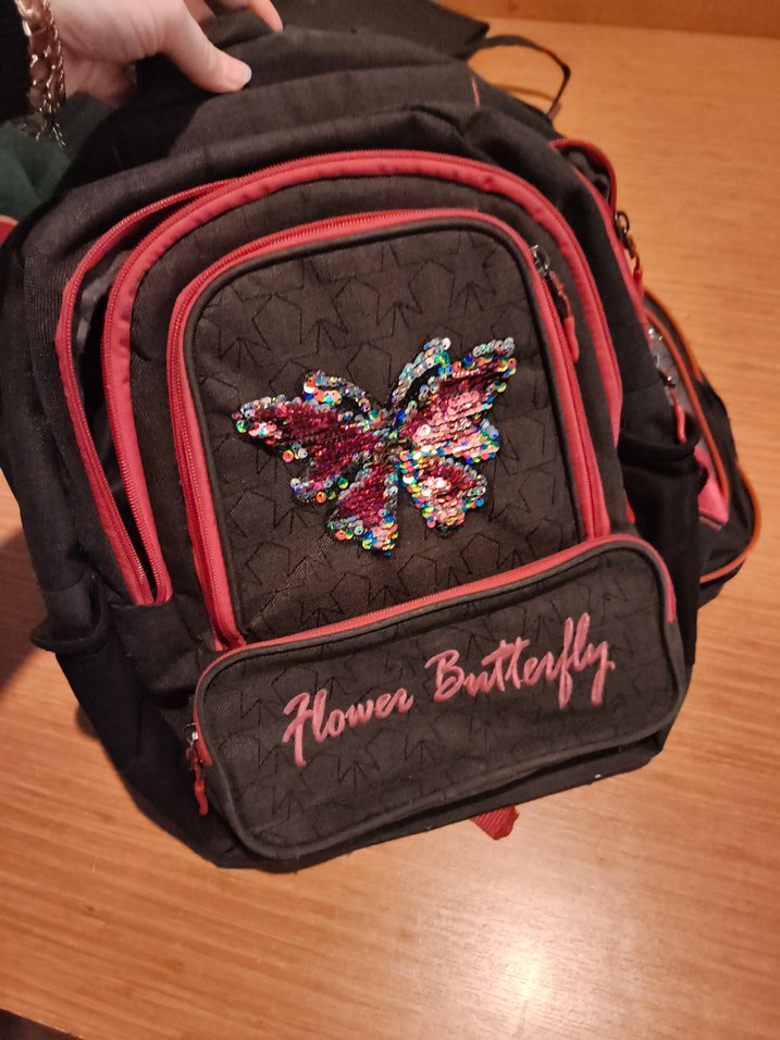 Kız Çocuk Kahverengi Kelebek Sırt Çantası - Görsel 2