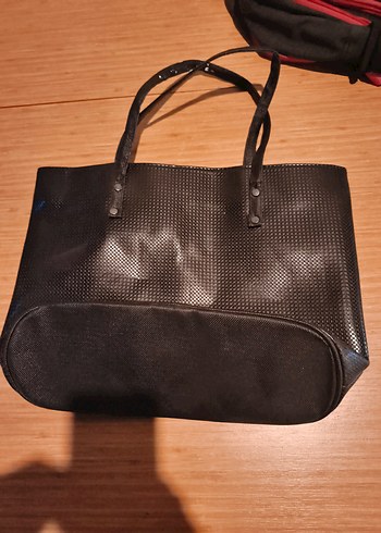 Siyah Deri Tokalı Kadın Çantası - Görsel 2