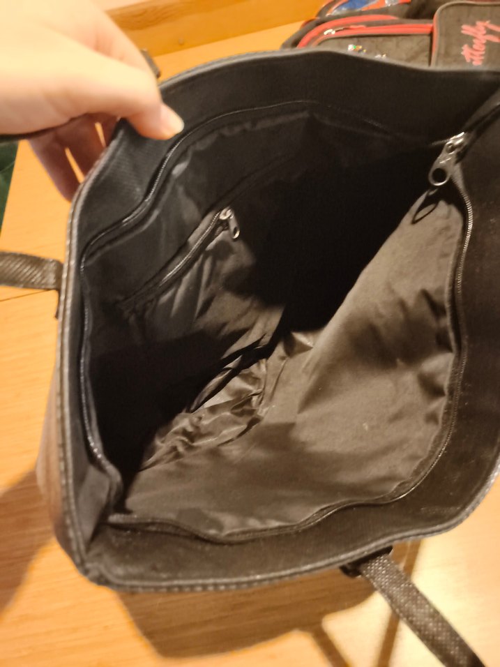 Siyah Deri Tokalı Kadın Çantası - Görsel 4