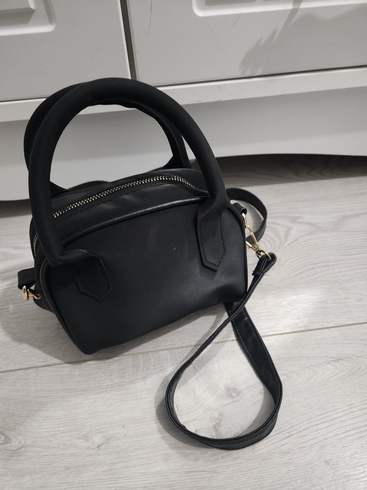 Siyah Deri Kadın Omuz Çantası - Görsel 3