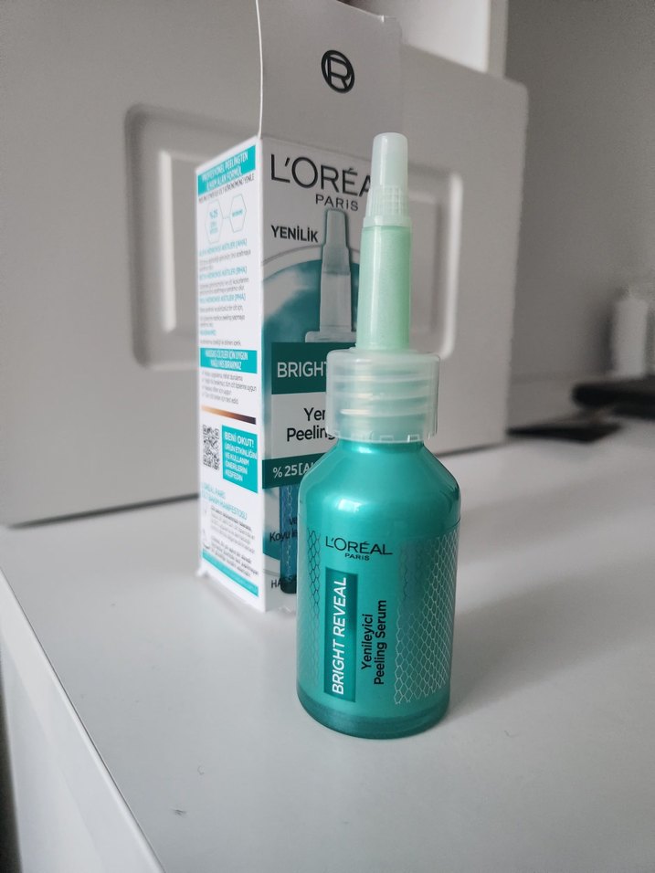 L'Oréal Paris Bright Reveal Yenileyici Peeling Serum - Görsel 2