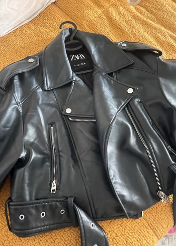Siyah Parlak Biker Deri Ceket - Zara - Görsel 3