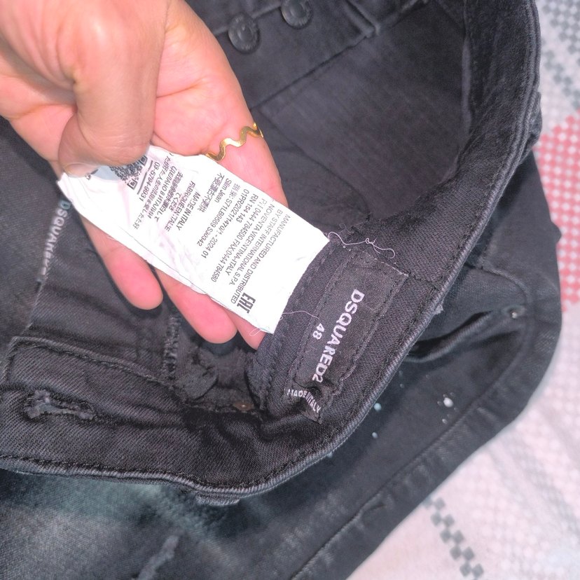 Siyah Denim Jean  Şıklık ve Rahatlık Bir Arada — görsel 4/5